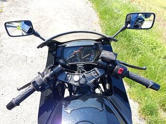 Kawasaki gpx600r