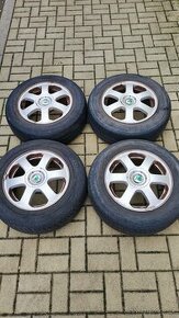Škoda-litá kola 15"-5x100 + pneu 195/65 r15 zdarma