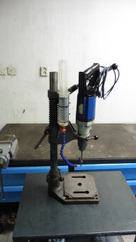 stojan na vrtačku Narex + vrtačka Narex EV 143 D 380W