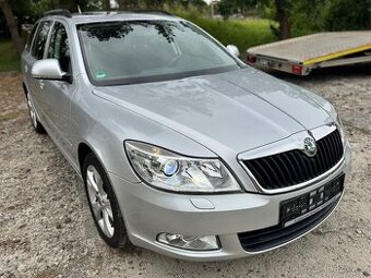 ŠKODA OCTAVIA II FL COMBI 1.4 TSI ELEGANCE TOP STAV