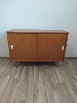 Retro komoda Jiroutek