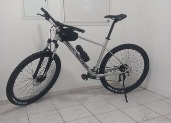 Horské kolo XL