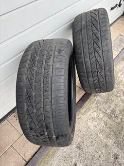 245/45r19