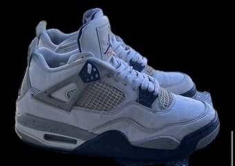 Air Jordan 4