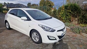 Hyundai i30 1,4i - 2013 - po rozvodech,hezký stav,KLIMA