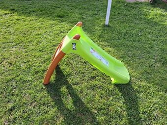 🛝 Dětská plastová skluzavka