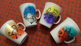 Ručně malované hrníčky dětský motiv KOČKY - 4 ks