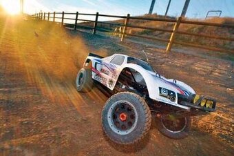 HPI Baja 5T 1:5 - RC model na benzín