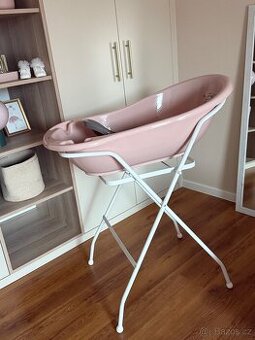 Dětská vanička se stojanem