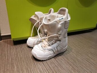 Dámské boty Burton na SNB, velikost EU 37