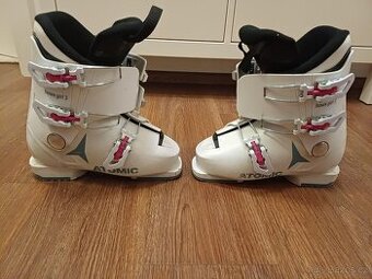 Lyžařské boty ATOMIC 21,5