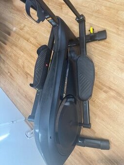 Eliptical samonapajeci