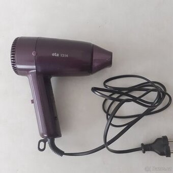 fén na vlasy, vysoušeč vlasů