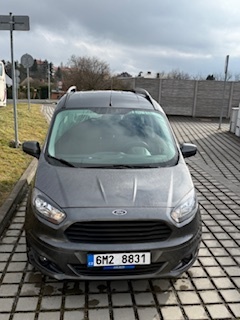 Prodám Ford Tourneo Courier 1,0 Ecoboost