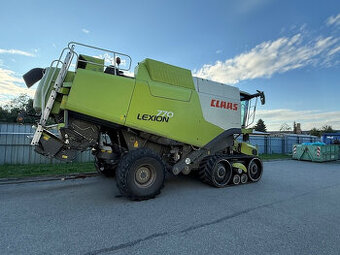 Sklízecí mlátička CLAAS LEXION 770
