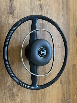 Volant Mercedes w114