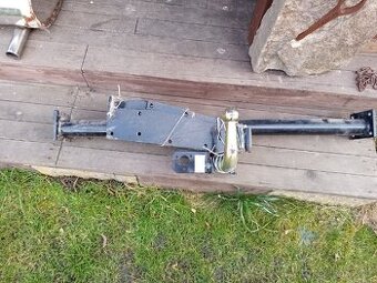 Tažné zařízení na Tatra 613