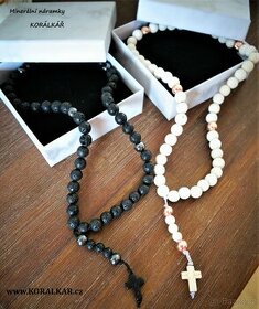 Ochranný a energizující RUŽENEC z lávového kamene do auta