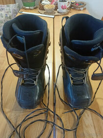 Snowboardové boty Rodeo Lara. MP 25.0 cm