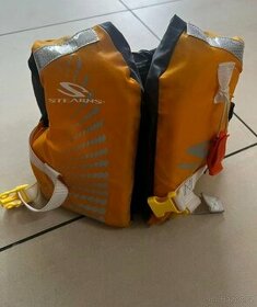 Dětská záchranná plovací vesta do 15 kg na loď