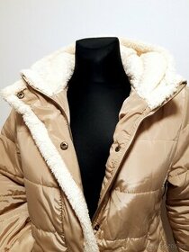 Zimní bunda s kožíškem - velmi teplá NOVÁ vel. 38-40, M-L