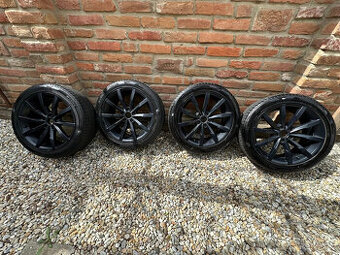 Letní sada originálních litých kol VW Monterey 5x112