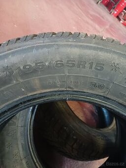 Pneumatiky zimní 195/65 R15 - 1