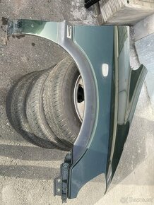 Přední Pravý blatnik opel zafira