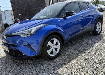 Toyota C-HR 1,8 Hybrid NAVIGACE, SERVISKA hybridní automat