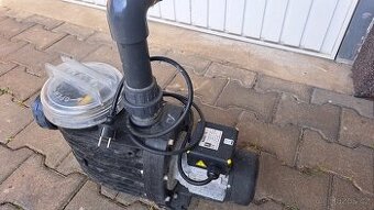 Motor od bazenove filtrace - 1