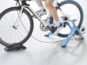 Cyklotrenažér Tacx Boost