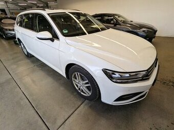 VW Passat Business, 2.0 TDi (140 kW), 129 tis. km, LED,tažné