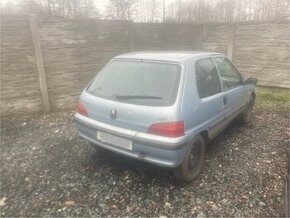 Peugeot 106 1,1i HFX