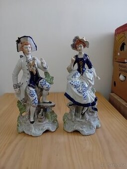 Vysoké porcelánové sošky- Rokokovy Pár