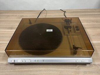 GRAMOFON TESLA MC600