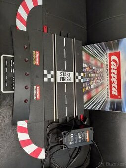 Autodráha carrera digital D132 D124 napajeci díl a trafo