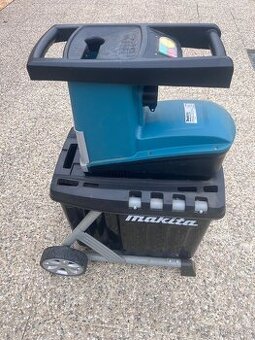MAKITA Drtič větví elektrický UD2500
