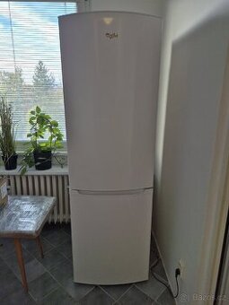 Lednice s mrazákem Whirpool