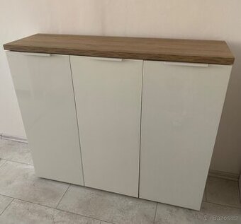 Botník do předsíně - 1