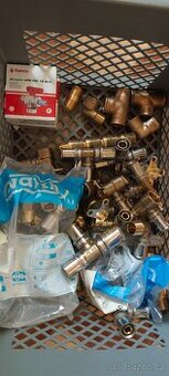 Predám tvarovky Alpex Wavin , Viega t-kusy , kolená