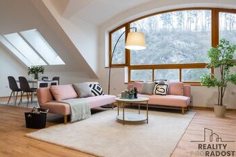 Prodej bytu 4+1 s parkovacím stáním v Třebíči, byt 4+1 Třebí