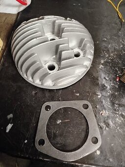 Prodám hlavu Jawa 250/353 Kývačka první typ, Jawa 250 Pérák