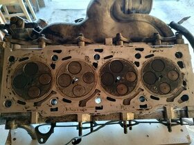 Hlava válců Hyundai Santa Fe 2;0 crdi 1 92kw rv.2005