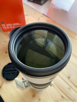 Sony FE 200-600mm F5.6–6.3 G