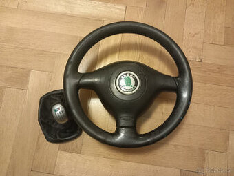 Škoda Octavia/Fabia RS volant/madlo