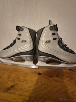 Damske brusle vel 8