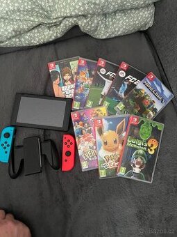 Nintendo switch v2 model hac-001(-01) příslušenství +8 her