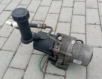 Elektrické servo Peugeot 5008