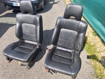 kožený interiér - Subaru Legacy - 1