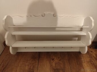 Polička v Provence / Vintage stylu – chalupářská, po renovac